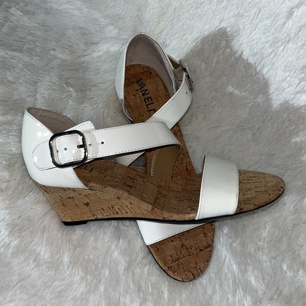 Vaneli Sandel Low Wedge Heel Women’s Size  5.5 White Strap Buckle Block